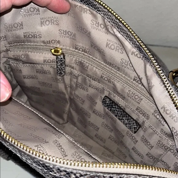 Michael Kors Black and Gray Snake Skin Shoulder Bag - Picture 7 of 11